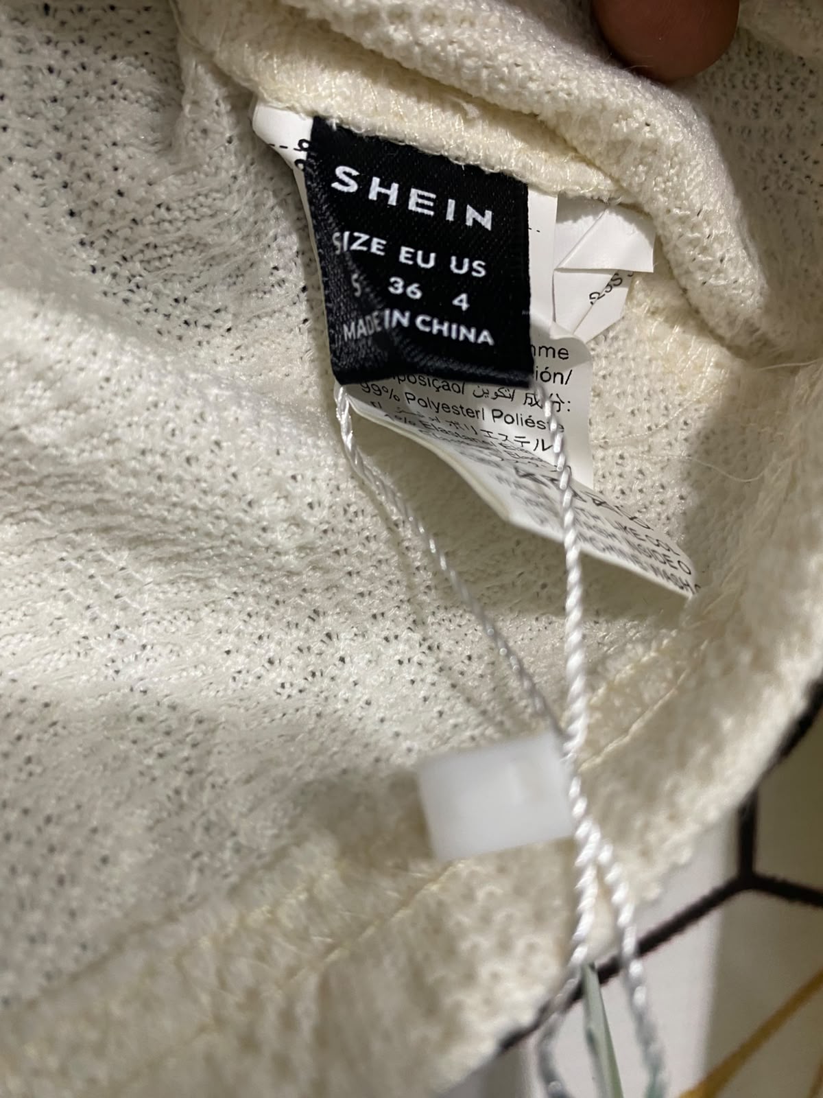 SHEIN |S | BUST 14  | A71 |  WHITE FAUX FUR TRIM ZIP-UP KNIT CROP JACKET
