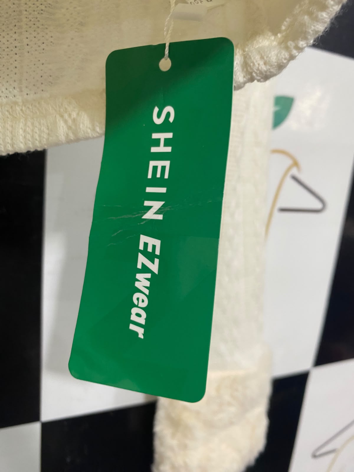SHEIN |S | BUST 14  | A71 |  WHITE FAUX FUR TRIM ZIP-UP KNIT CROP JACKET