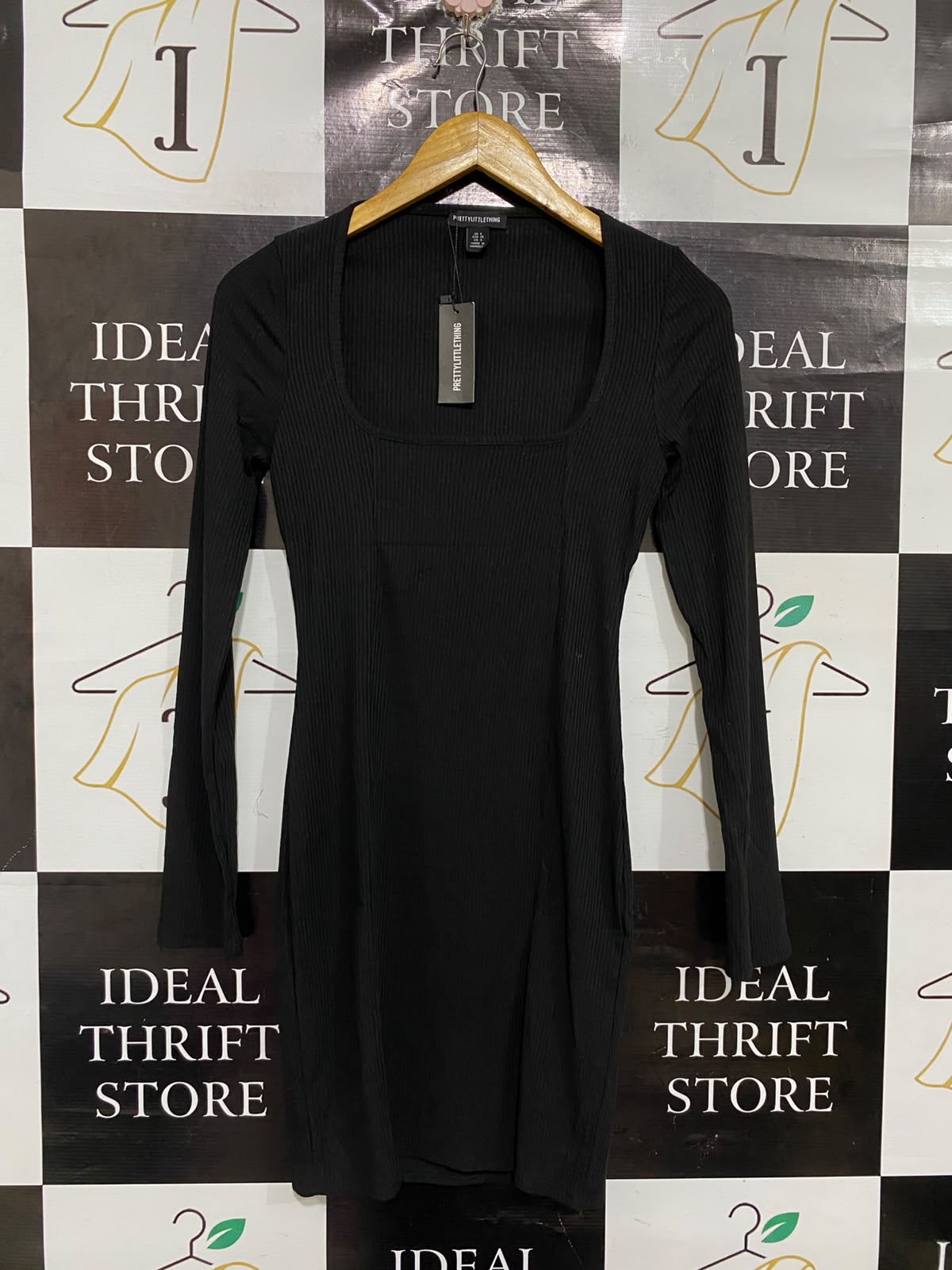 PRETTYLITTLETHING |S | BUST 15 | A73 |  BLACK SQUARE-NECK RIBBED LONG-SLEEVE BODYCON DRESS