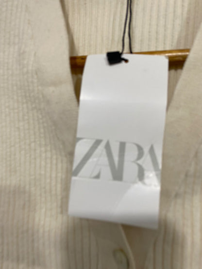 ZARA |M | BUST 11  | A73 |  BEIGE RIBBED V-NECK BUTTON-UP SLEEVELESS VEST TOP