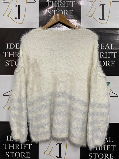 |M | BUST 21  | A73 | WHITE AND SILVER STRIPED FLUFFY V-NECK KNIT SWEATER