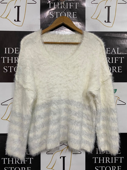 |M | BUST 21  | A73 | WHITE AND SILVER STRIPED FLUFFY V-NECK KNIT SWEATER