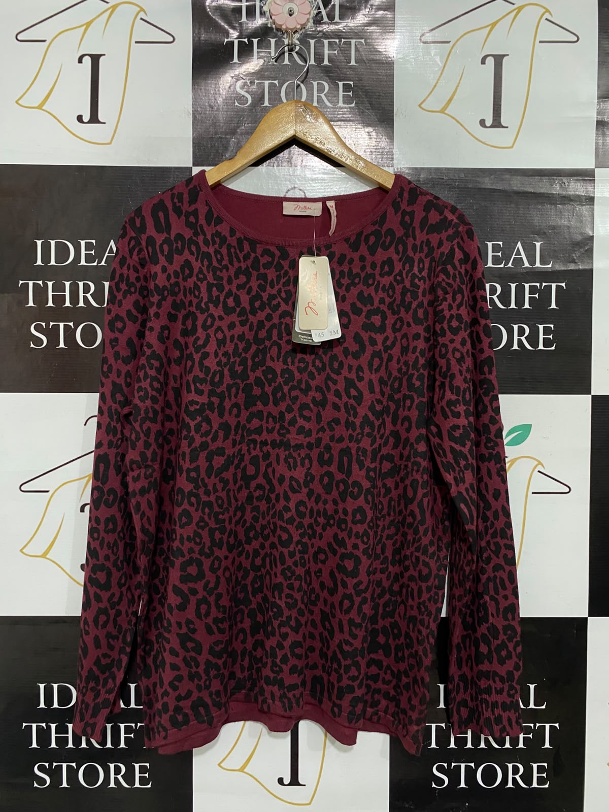 MILLERS |M | BUST 20 | A73 |  WOMAN BURGUNDY ANIMAL PRINT CREW-NECK LONG-SLEEVE TOP
