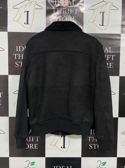 BERSHKA |M | BUST 23 | A73 |  BLACK FAUX SUEDE SHEARLING FUR COLLAR BOMBER JACKET