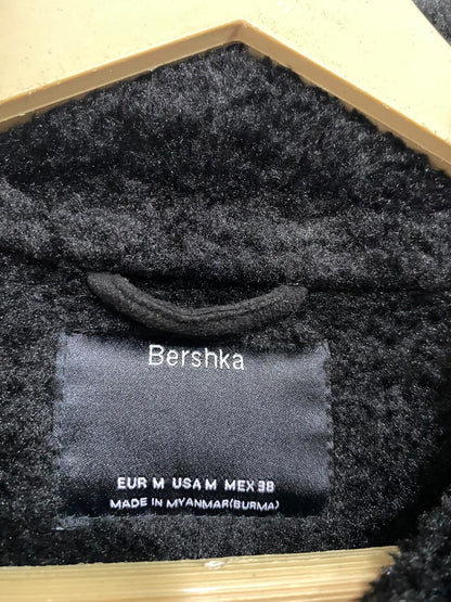 BERSHKA |M | BUST 23 | A73 |  BLACK FAUX SUEDE SHEARLING FUR COLLAR BOMBER JACKET