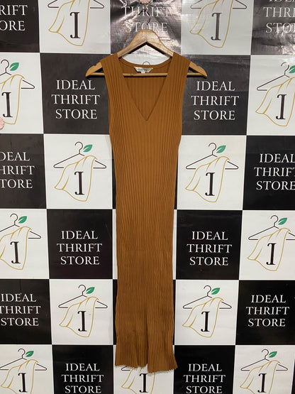 PREVIEW |L | BUST 12 | A73 |  MUSTARD BROWN RIBBED V-NECK SLEEVELESS MIDI DRESS