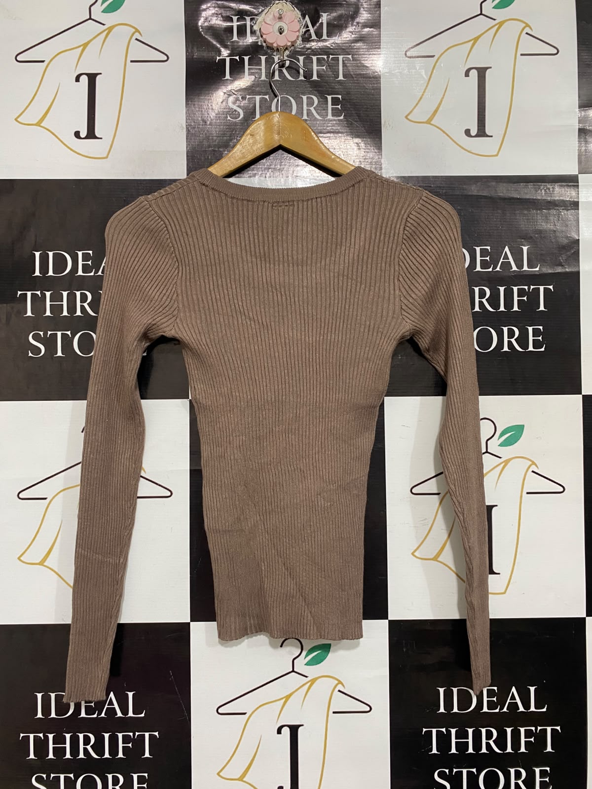 ANKO |S | BUST 12 | A73 |  BROWN RIBBED SCOOP-NECK LONG-SLEEVE TOP