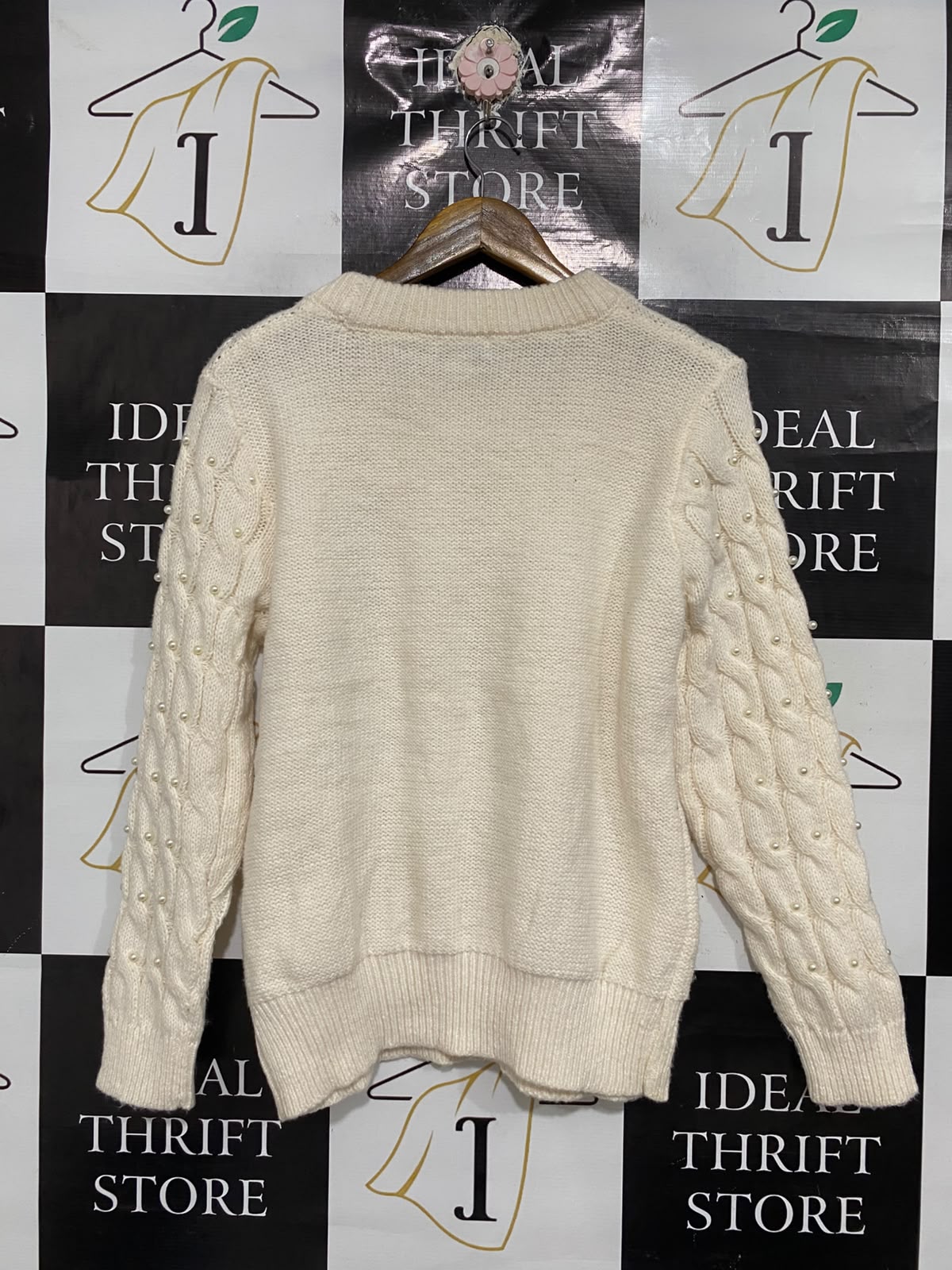 ROCKMANS |L | BUST 20 | A73 | CREAM PEARL-EMBELLISHED CABLE-KNIT CREW-NECK SWEATER