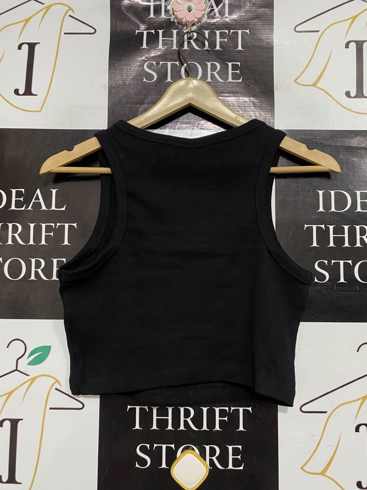 H&M |M | BUST 15 | A72 |  BLACK RIBBED CREW-NECK CROPPED TANK TOP