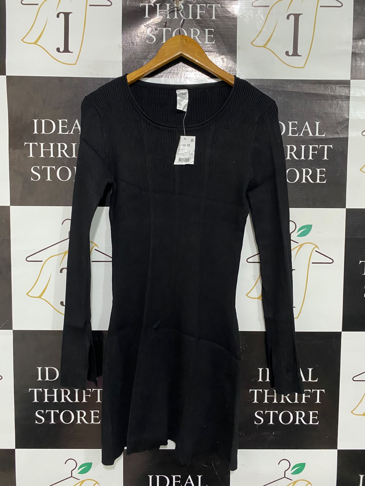 ANKO |S | BUST 15 | A74 |  BLACK RIBBED CREW-NECK LONG-SLEEVE BODYCON KNIT DRESS
