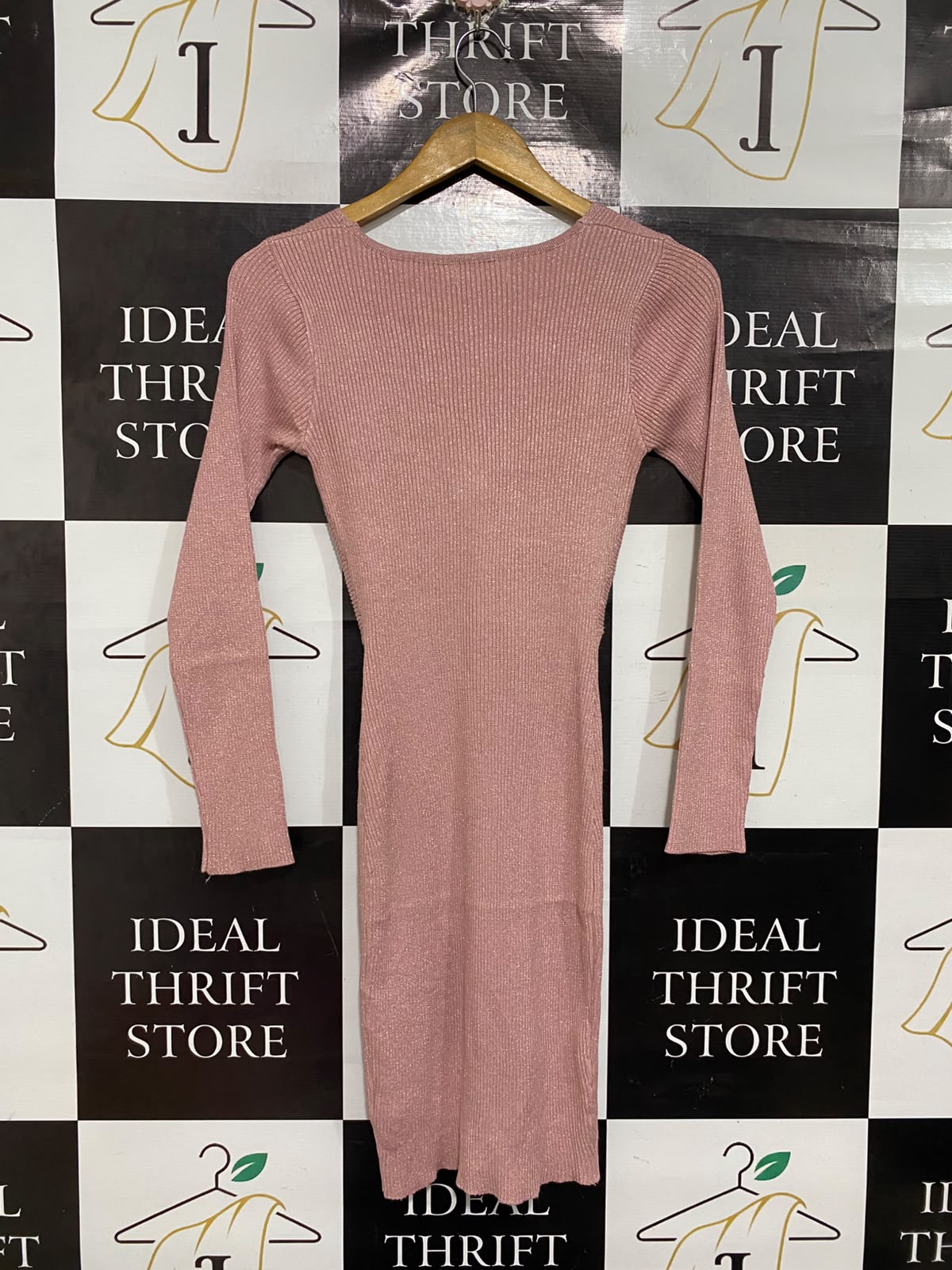|XS | BUST 13 | A74 | DUSTY PINK TWIST-FRONT V-NECK LONG-SLEEVE KNIT MIDI DRESS