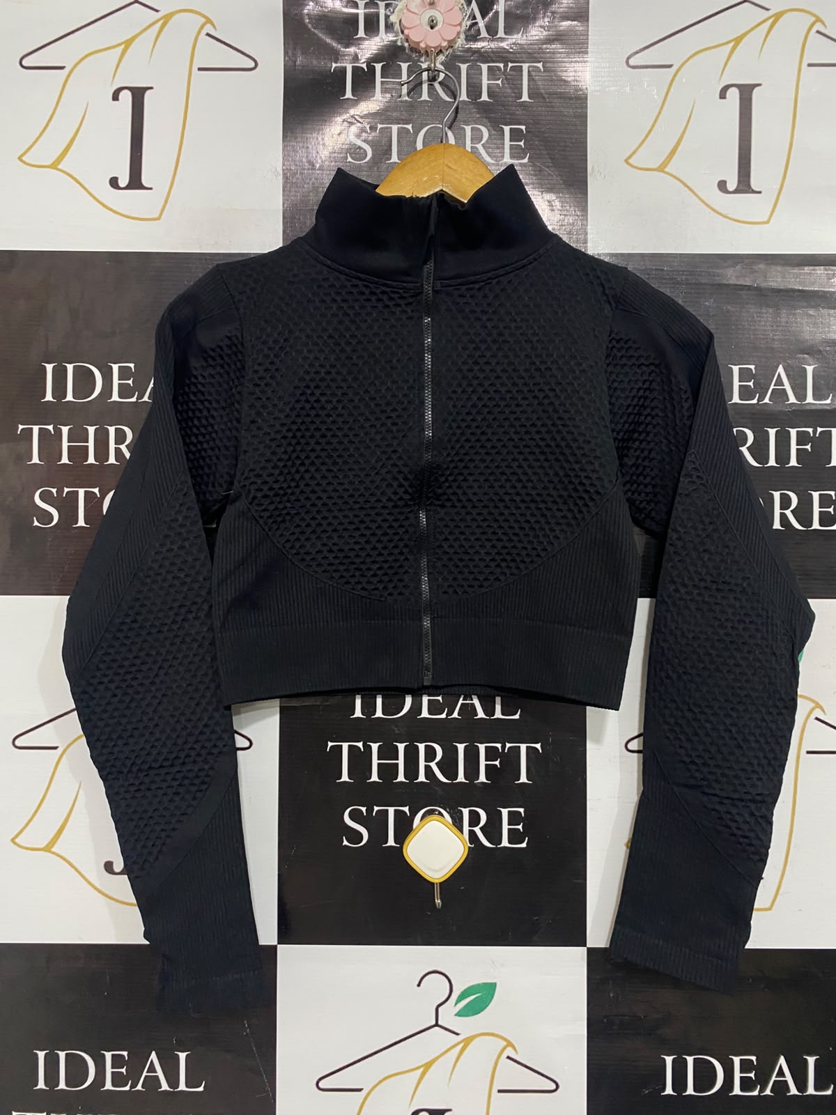 OTOS  |M | BUST 15 | A73 | BLACK SEAMLESS HIGH-NECK FULL-ZIP ATHLETIC CROP JACKET