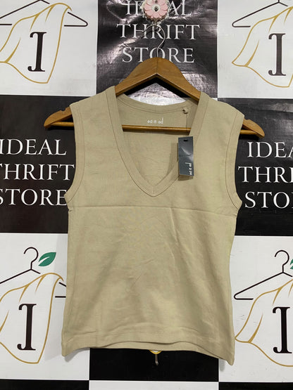 ED-IT-ED |S | BUST 14 | A73 |   BEIGE V-NECK SLEEVELESS TANK TOP