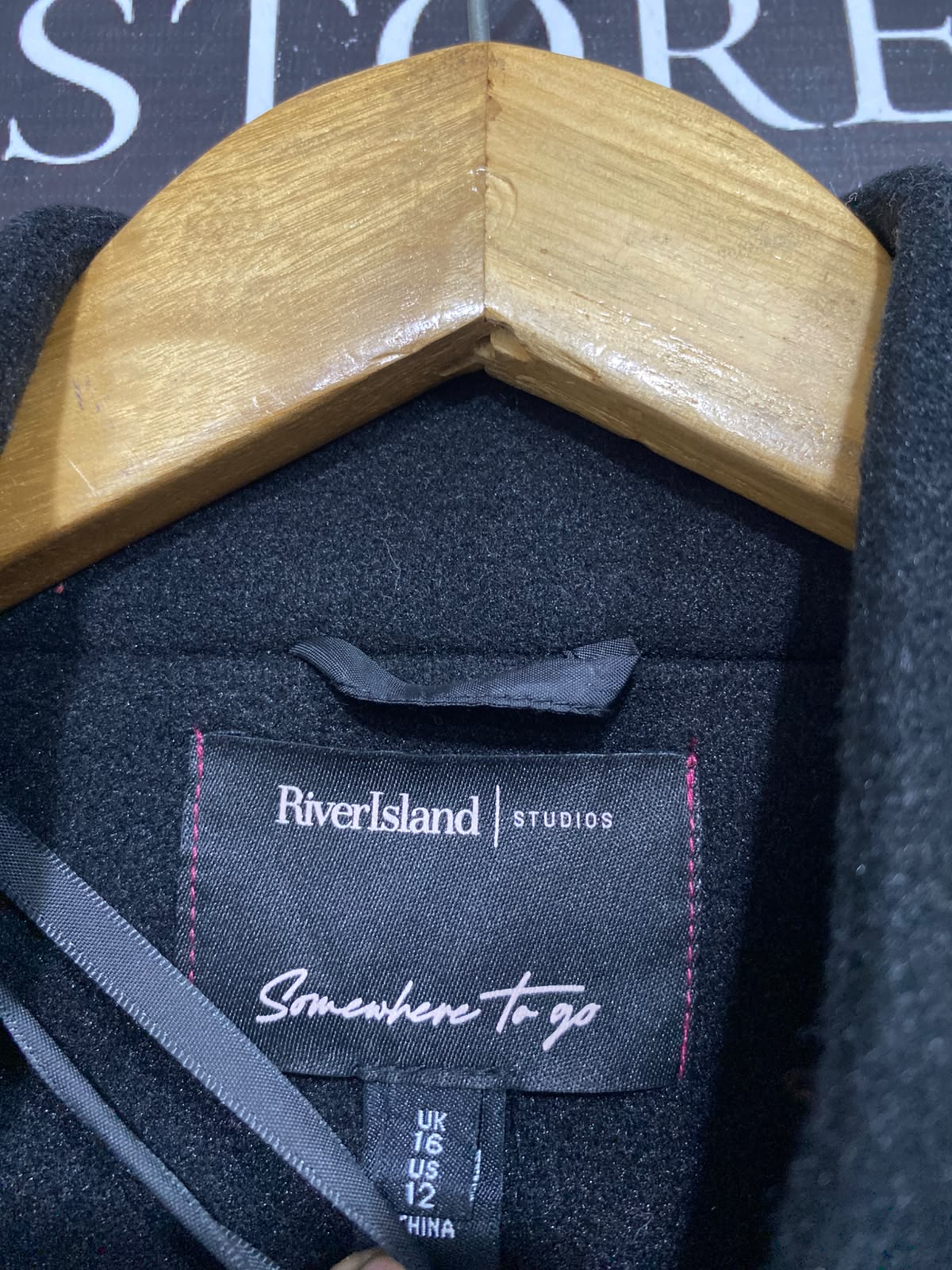 RIVER ISLAND | M | BUST 22 | A75|  STUDIOS BLACK GOLD-BUTTON STAND-COLLAR JACKET