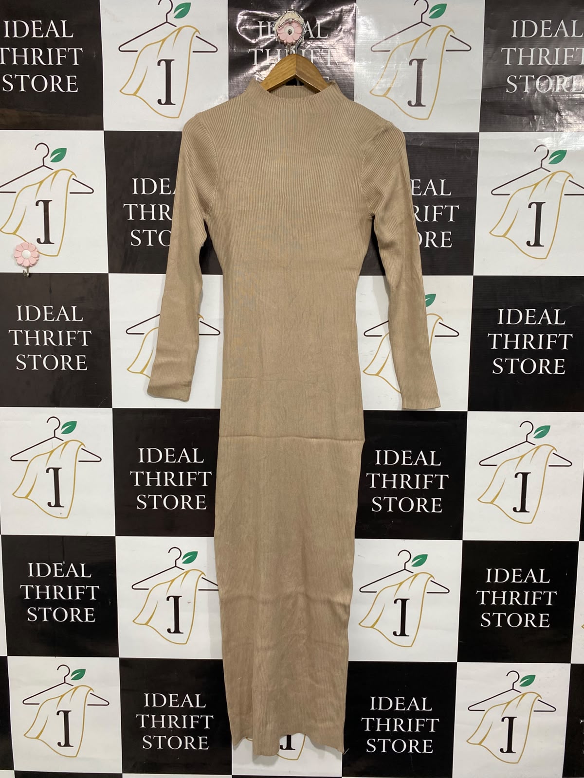 SPRING ROAD |S | BUST 15 | A75|  BEIGE MOCK-NECK RIBBED KNIT MIDI DRESS