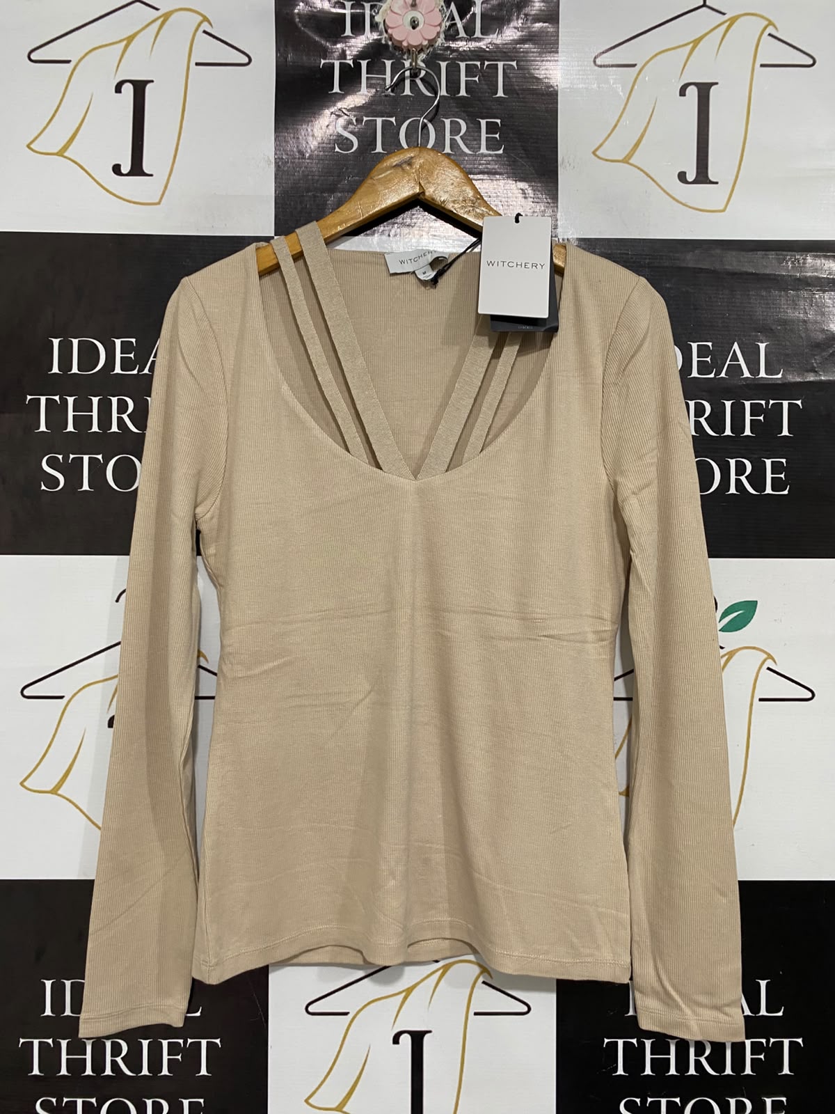 WITCHERY |M | BUST 17 | A75|  BEIGE STRAPPY V-NECK RIBBED KNIT TOP