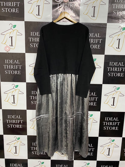 GEORGE |XL | BUST 23 | A75|  BLACK & METALLIC SILVER TWO-TONE MIDI DRESS