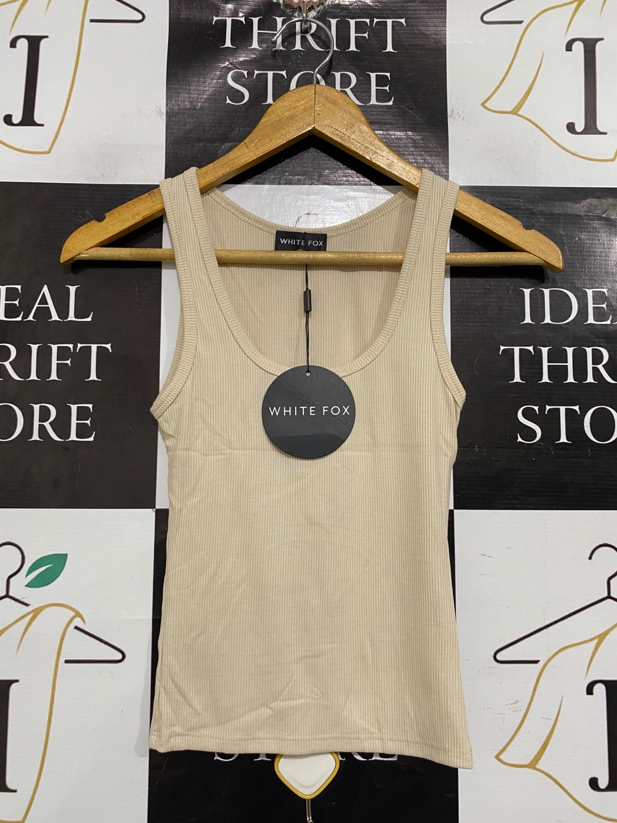 WHITE FOX |XS | BUST 11 | A74 |  BEIGE RIBBED SCOOP-NECK TANK TOP