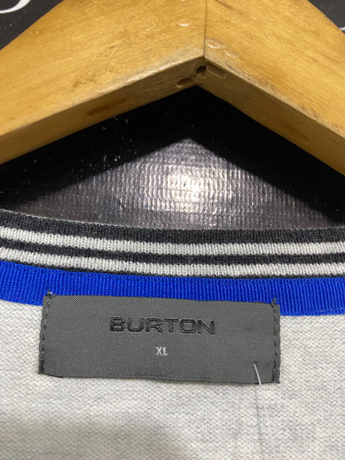 BURTON  |XL | BUST 23 | A74|  GREY STRIPED BUTTON-DOWN CARDIGAN