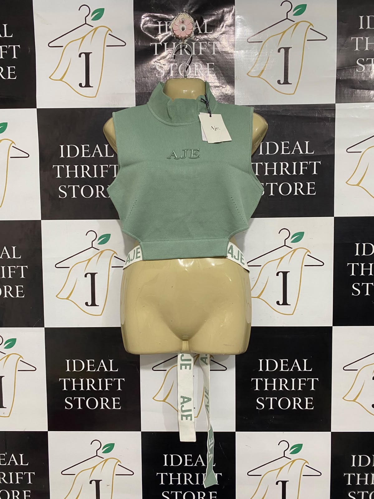 AJE |XL | BUST 17 | A74|  SAGE GREEN SLEEVELESS CROPPED KNIT TOP