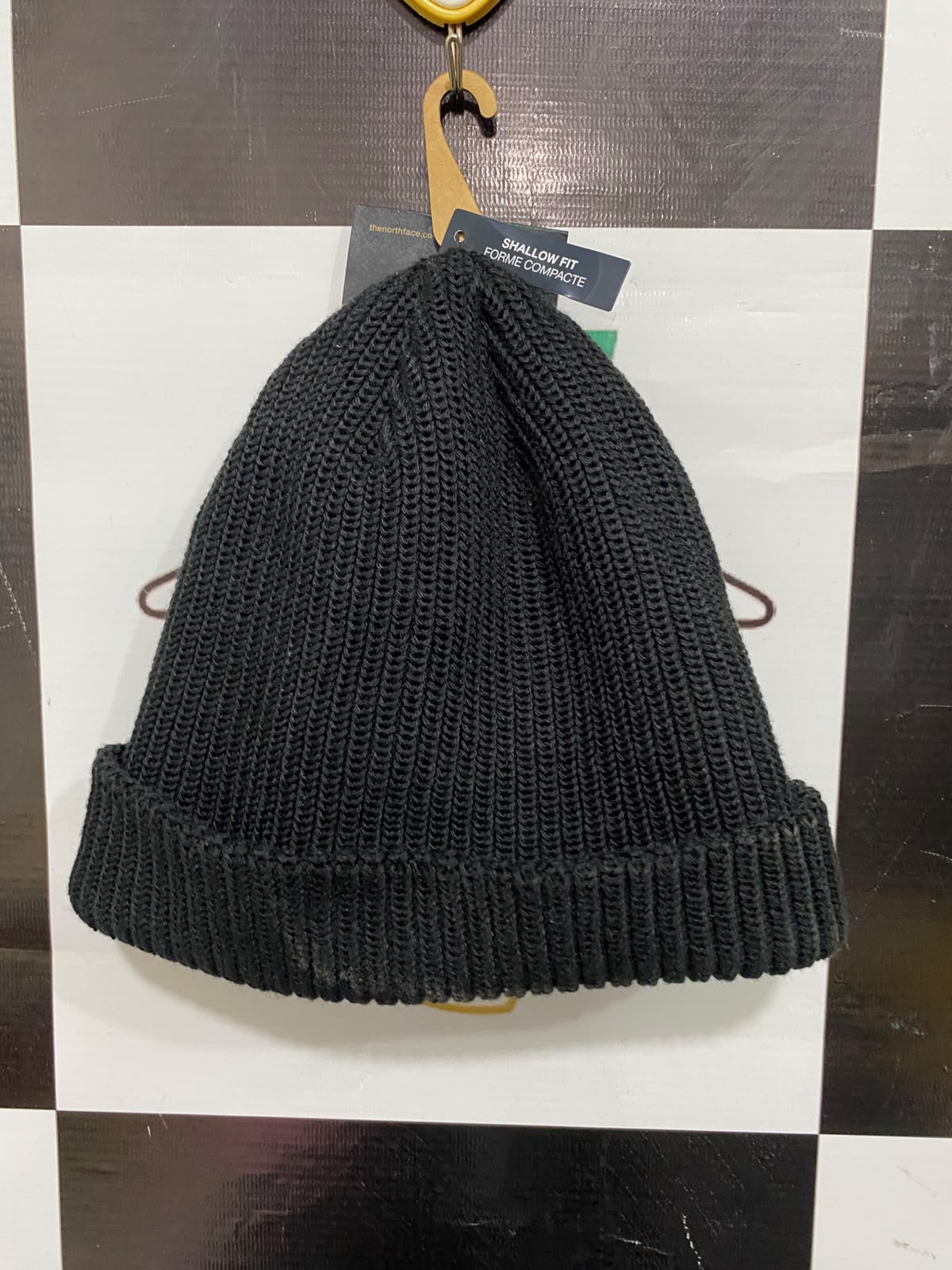 THE NORTH FACE BLACK RIBBED BEANIE