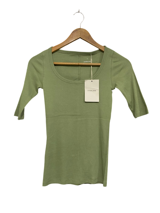EVERLANE |XS | BUST 13 | A75 | SAGE GREEN RIBBED SCOOP NECK THREE-QUARTER SLEEVE TOP