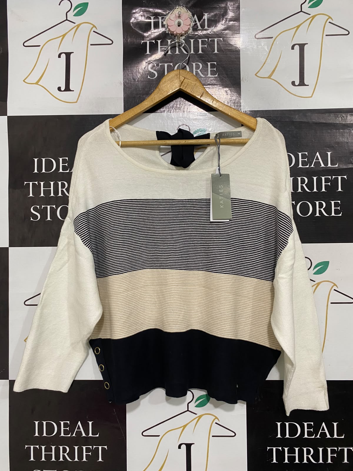 KATIES |M | BUST 22 | A76 | MULTICOLOR STRIPED LIGHTWEIGHT KNITTED TOP