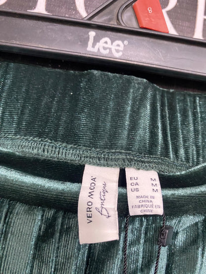 VERO MODA |M | WAIST 30| A75 | DARK GREEN PLEATED VELVET MIDI SKIRT