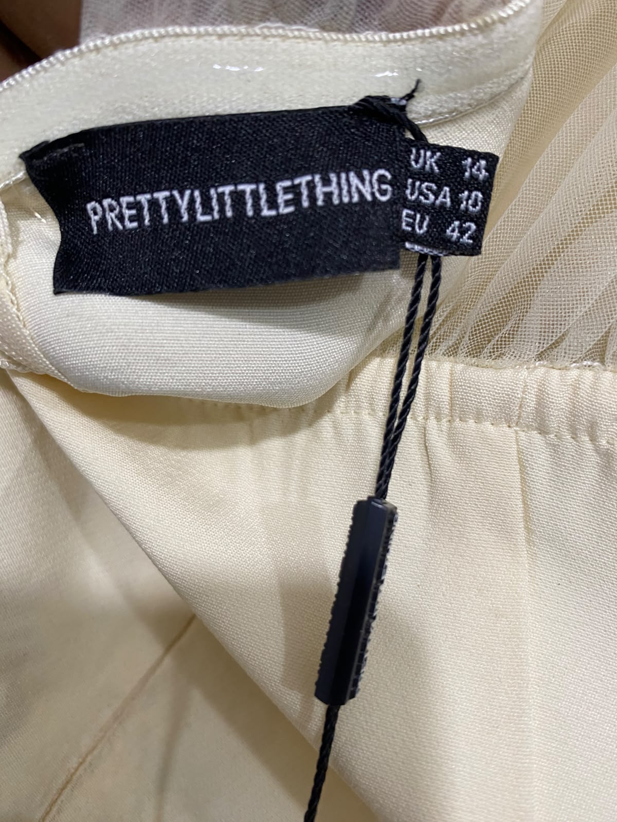 PRETTYLITTLE THING |S | BUST 16 | A75 | CREAM SHEER MESH RUFFLE BODYSUIT