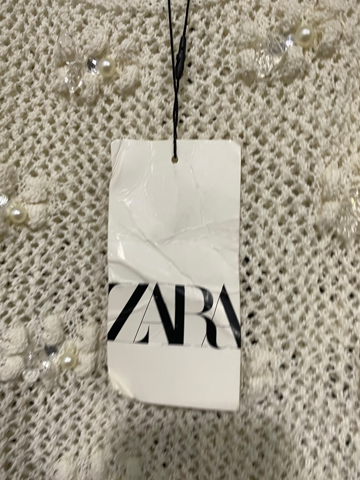 ZARA | S| BUST 13 | A75 | OFF-WHITE CROCHET FLORAL EMBELLISHED CAMI TANK TOP