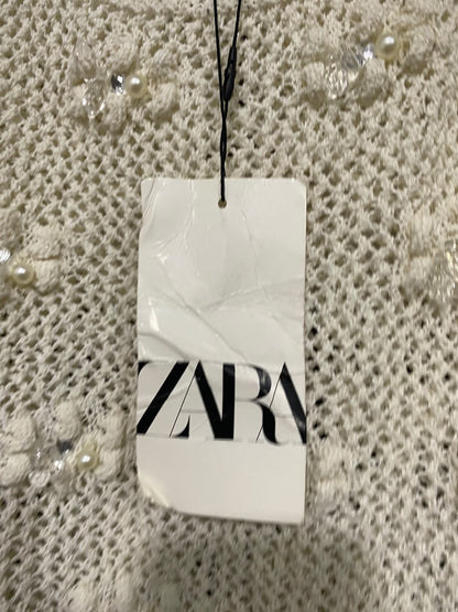 ZARA | S| BUST 13 | A75 | OFF-WHITE CROCHET FLORAL EMBELLISHED CAMI TANK TOP