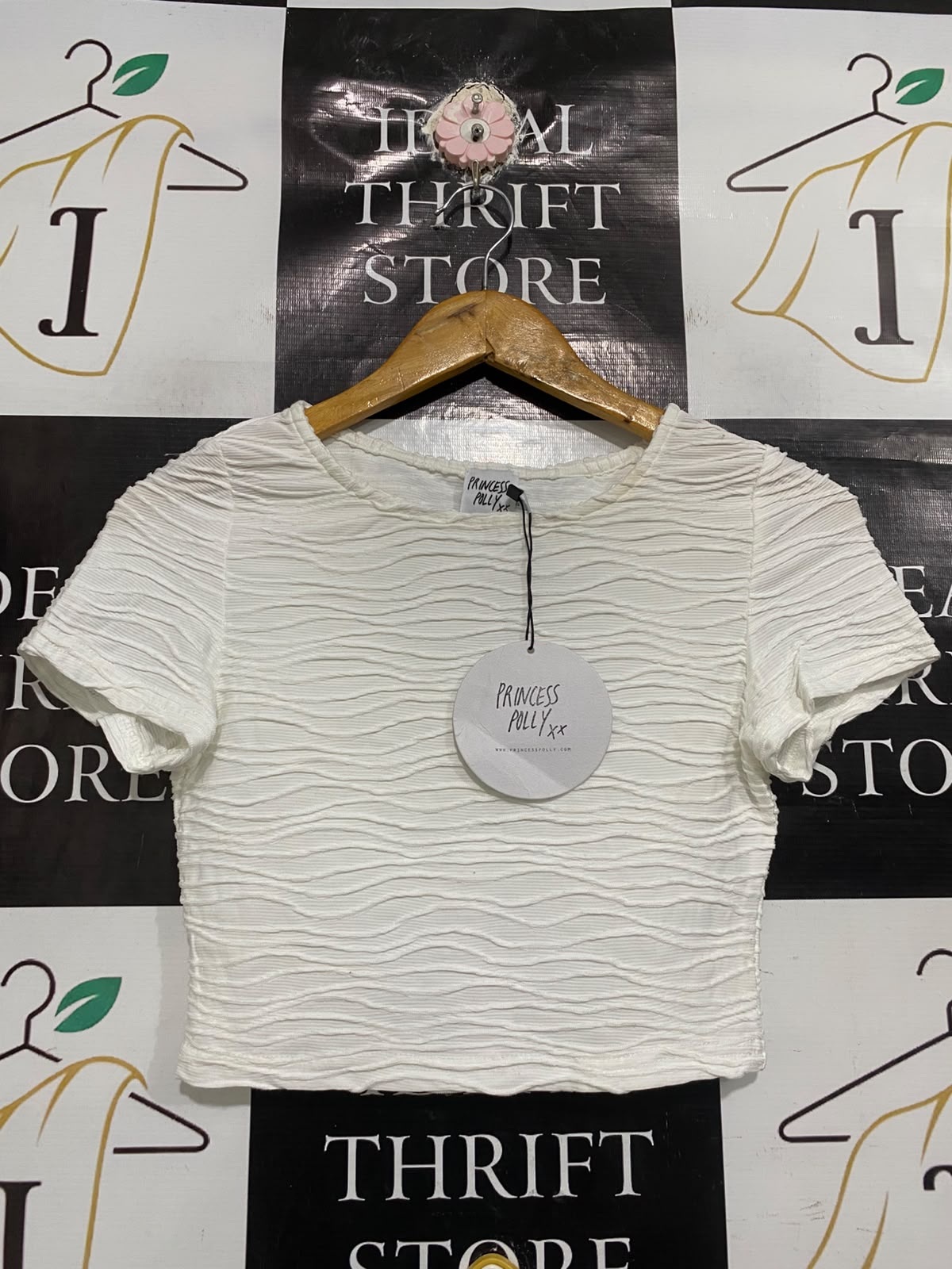 PRINCESS POLLY |S | BUST 14 | A75 | WHITE TEXTURED CRINKLE SHORT SLEEVE CROP TOP