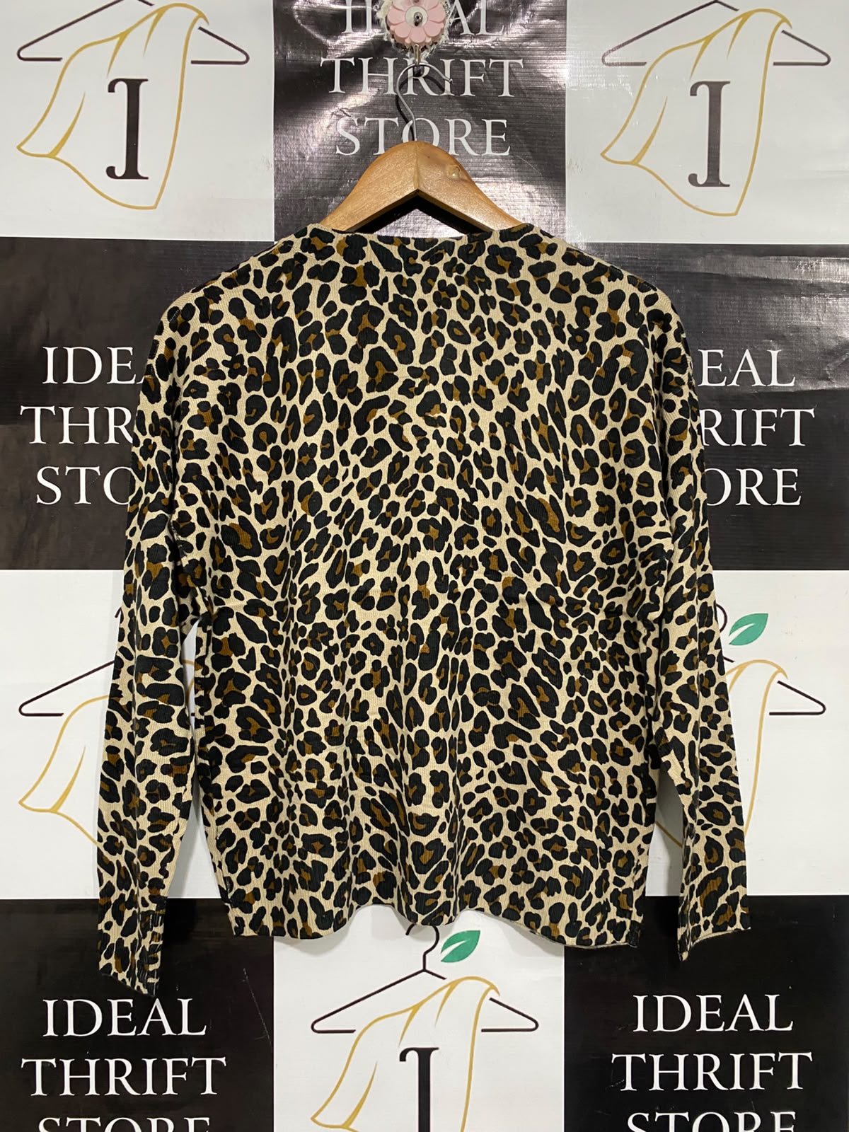 SUZANNE GRAE |S | BUST 21 | A75 | LEOPARD PRINT LONG SLEEVE KNIT PULLOVER TOP