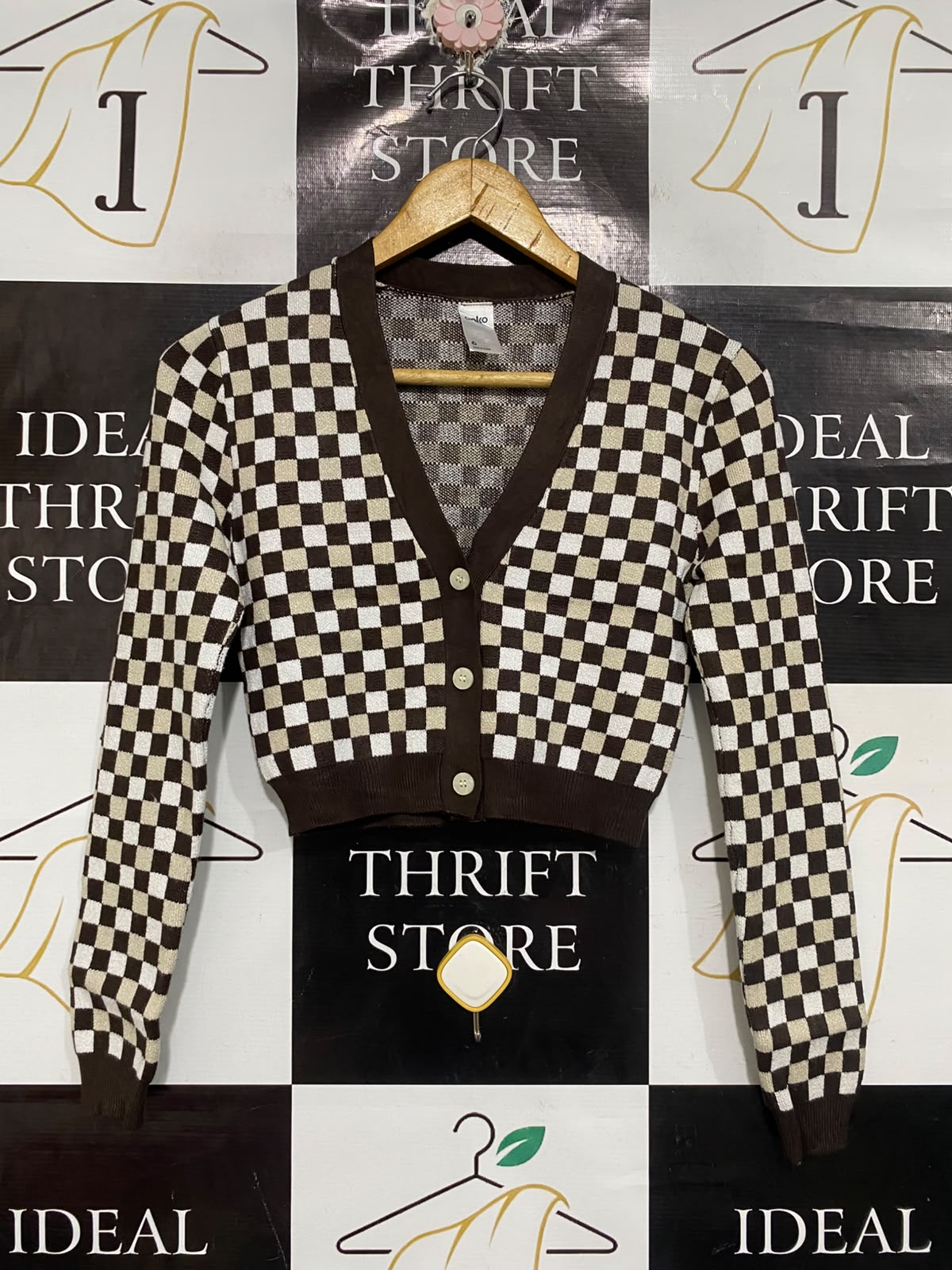 ANKO |XS | BUST 14 | A75 | BROWN AND WHITE CHECKERBOARD BUTTON-UP CARDIGAN