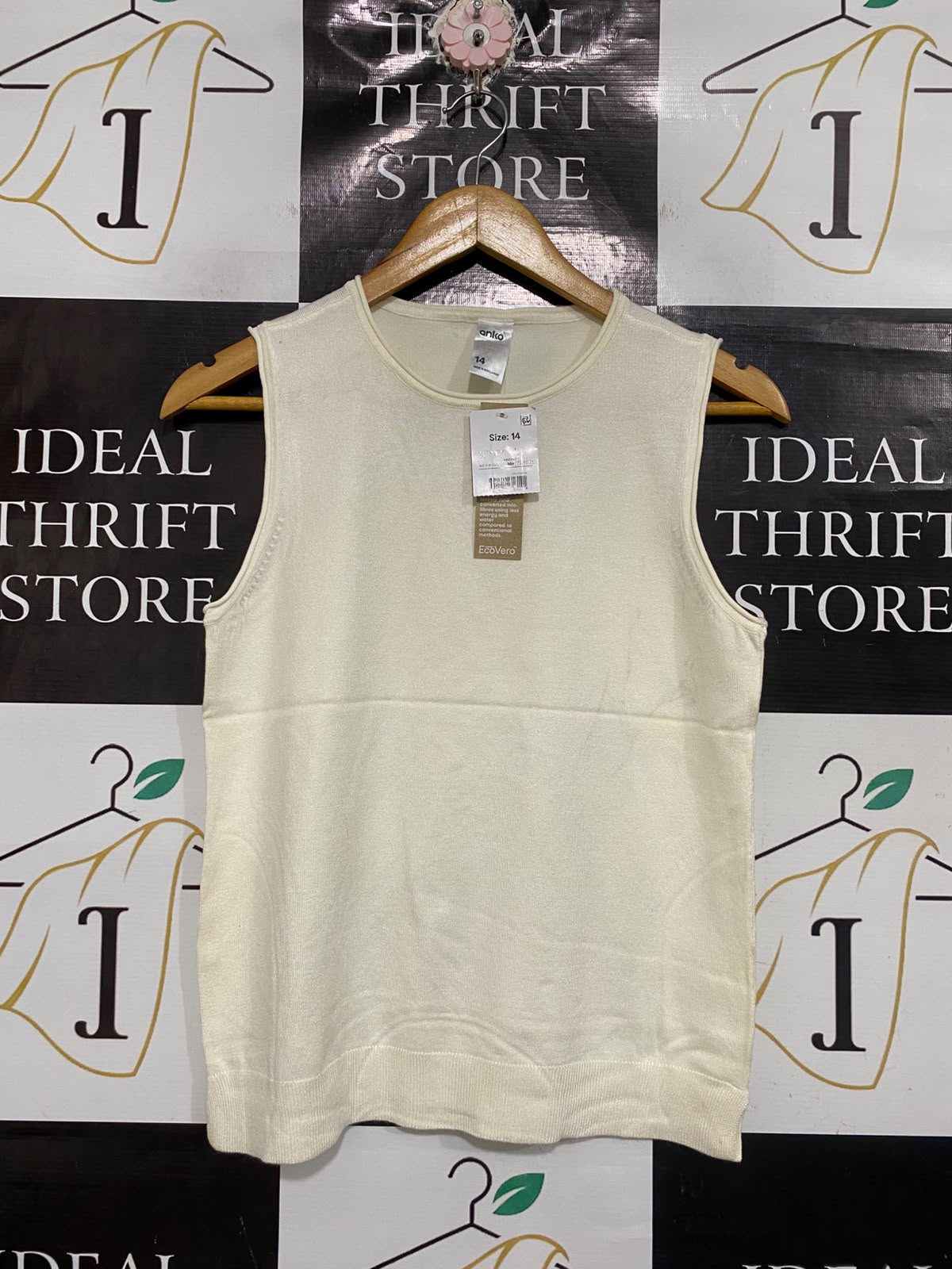 ANKO |M | BUST 17 | A75 | OFF-WHITE CREW NECK SLEEVELESS KNIT TOP