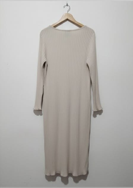 Beige Midi Dress  Long Sleeved Bodycon Primark Stretch Ribbed W-19/ L-45