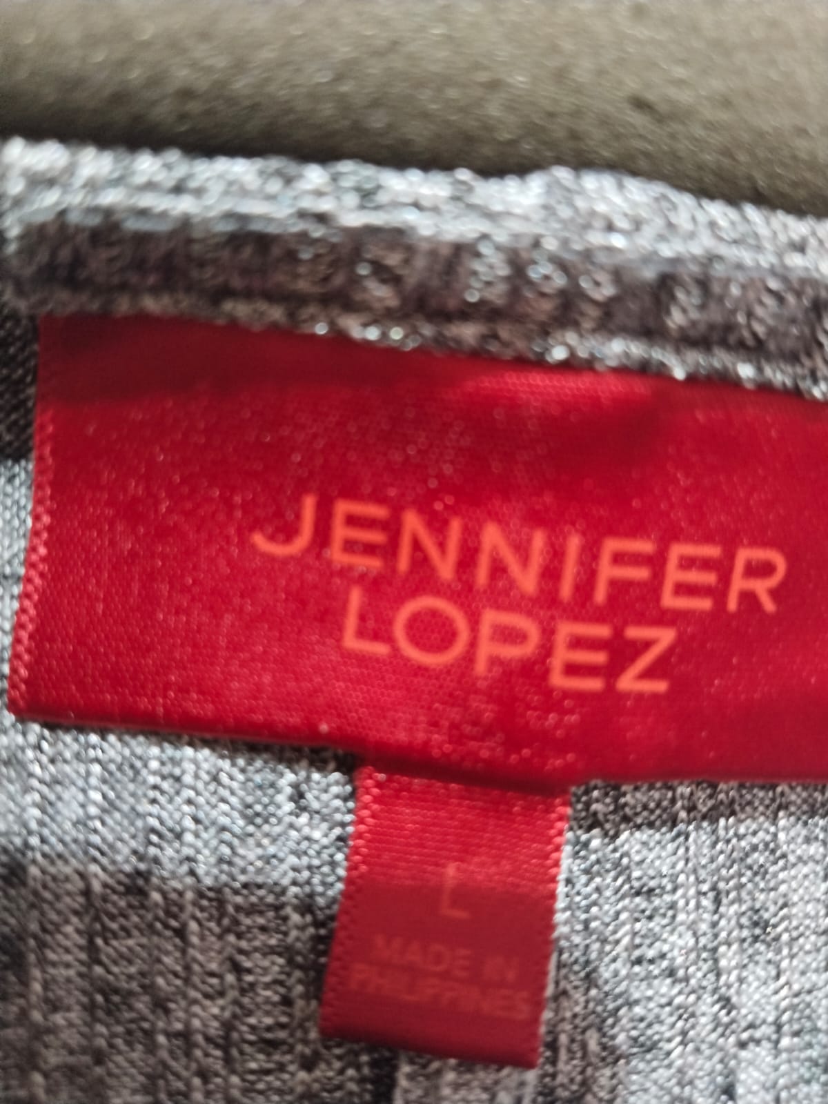 Jennifer Lopez L Cowl Neck Top Kimono sleeves Gray Ribbed cuffs and waistband W-22 / L-25