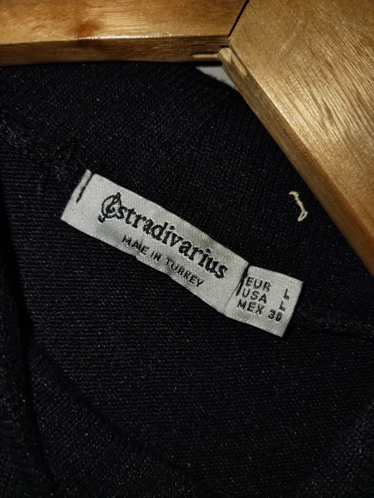 Stradivarius HIGH NECK LONG SLEEVED TOP | Black |W-16 / L-23