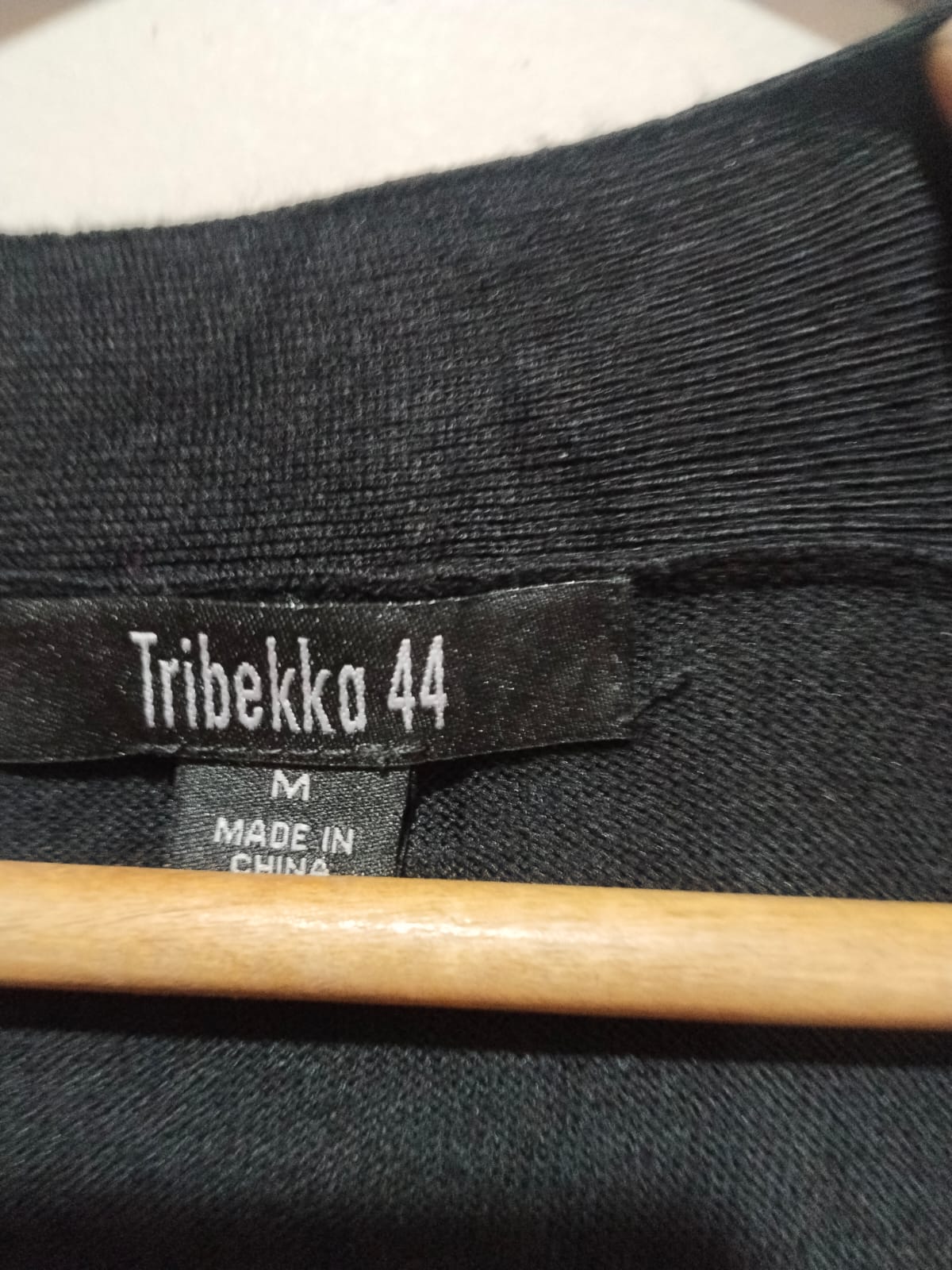 Tribekka 44 Flowing Open Front Cardigan Black sweater W-18/ L-32
