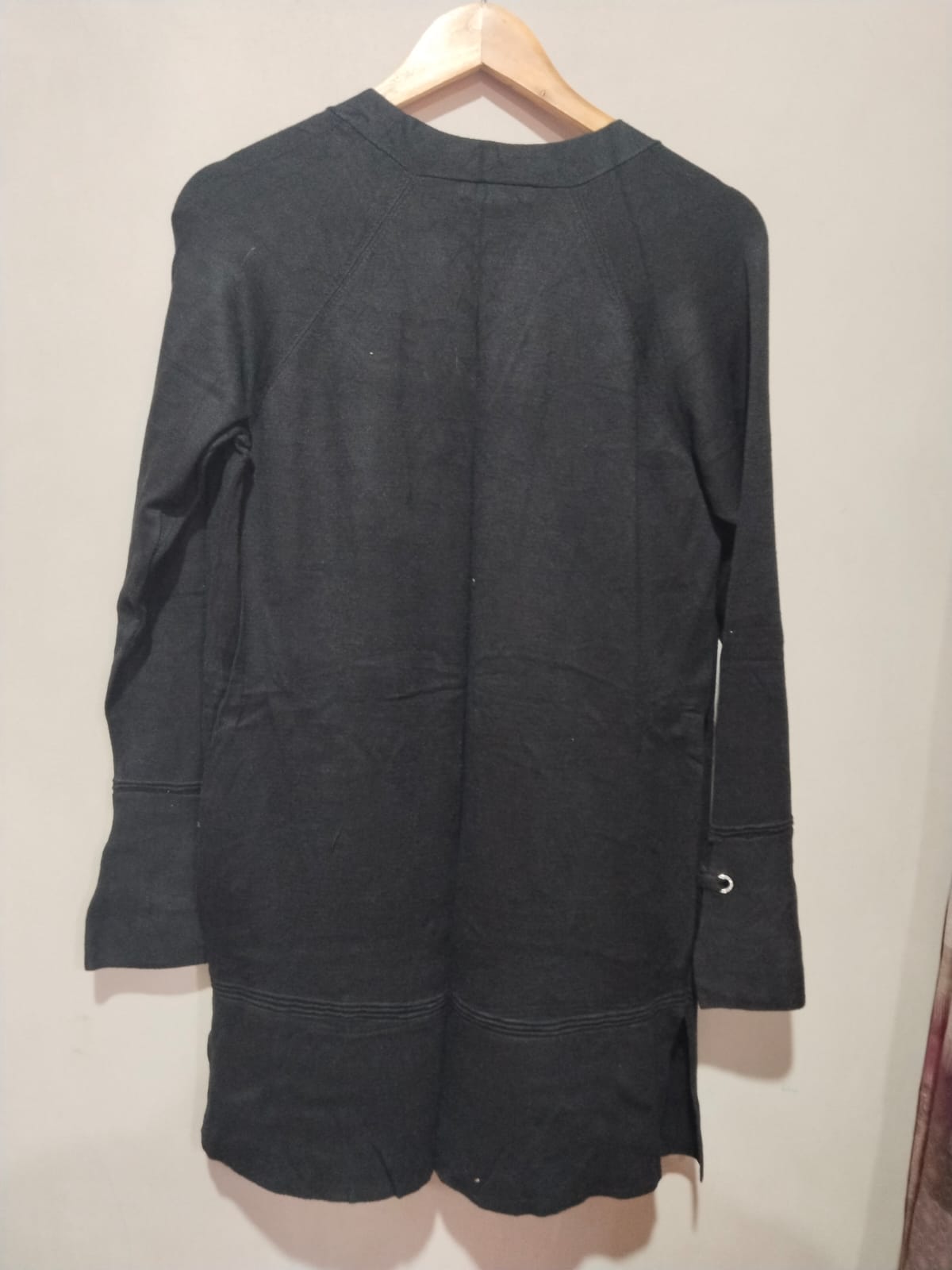 Tribekka 44 Flowing Open Front Cardigan Black sweater W-18/ L-32