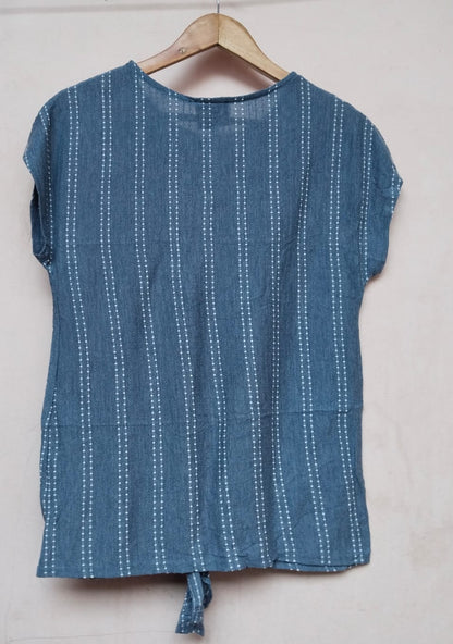 W5 Cap Sleeve Tie Waist Women’s Top Blue & White W-17.5 / L-25