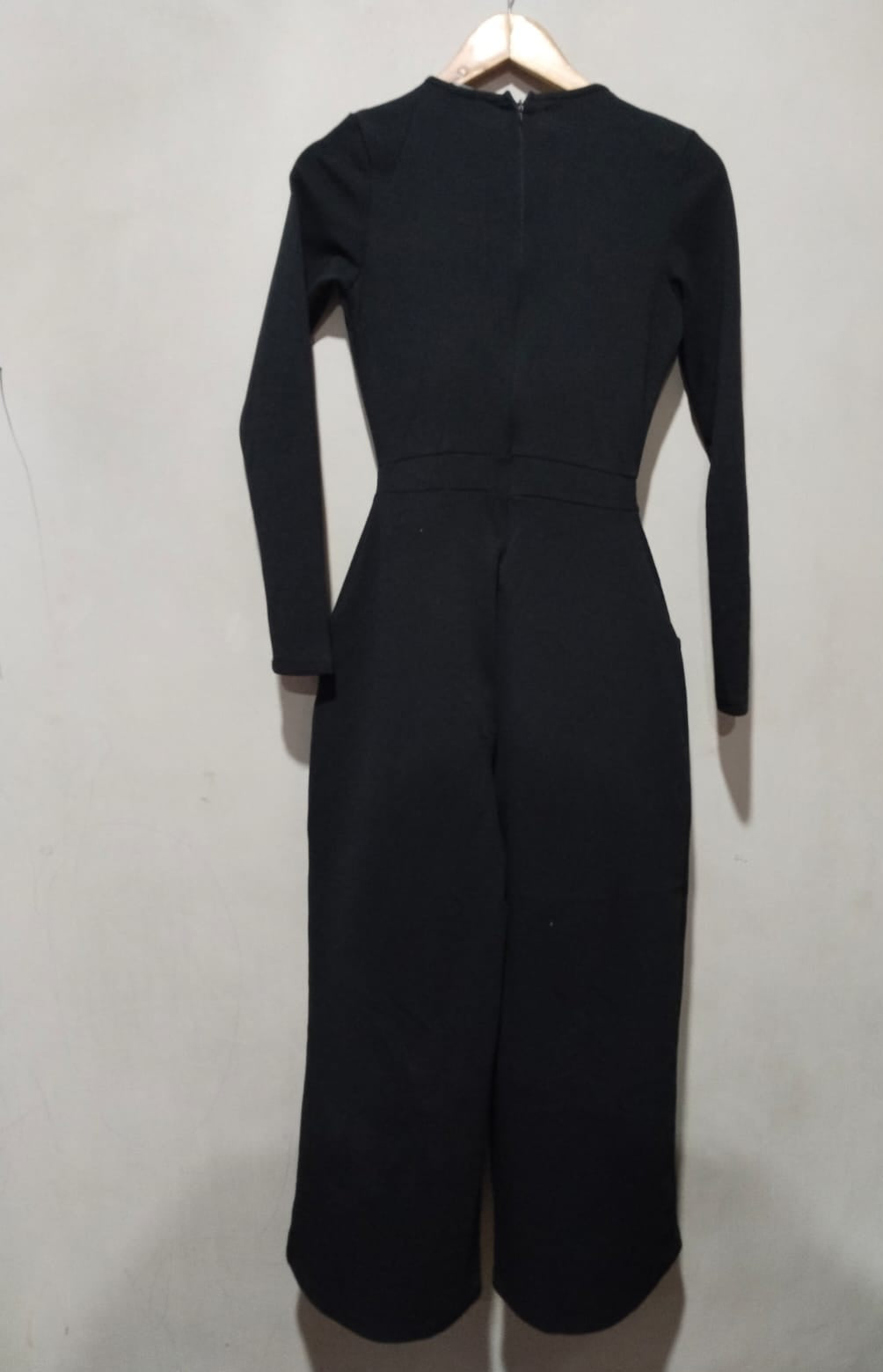 BOOHOO Black Long Sleeve Wide Leg Jumpsuit UK8 - W-15/ L-50