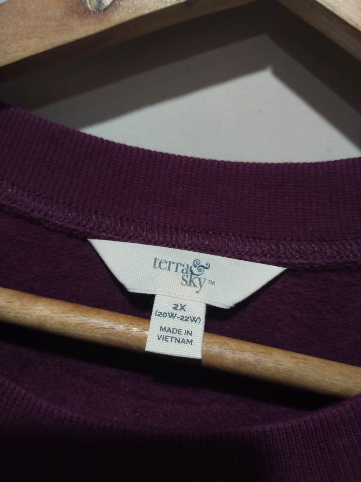 Terra & Sky Maroon Round Neck Long Sleeve Sweatshirt Sz 2X W-28 / L-26