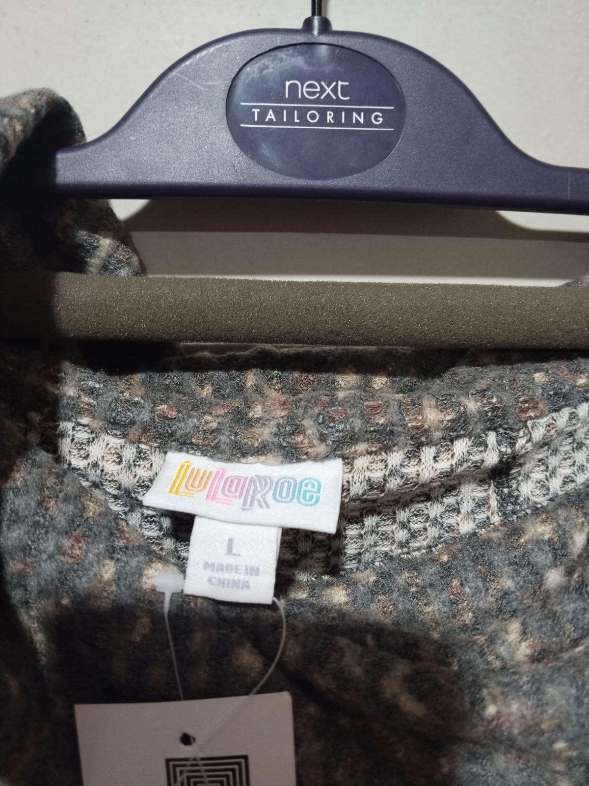 Lularoe Kristin Cowlneck Waffle Sweater W-30/ L-29