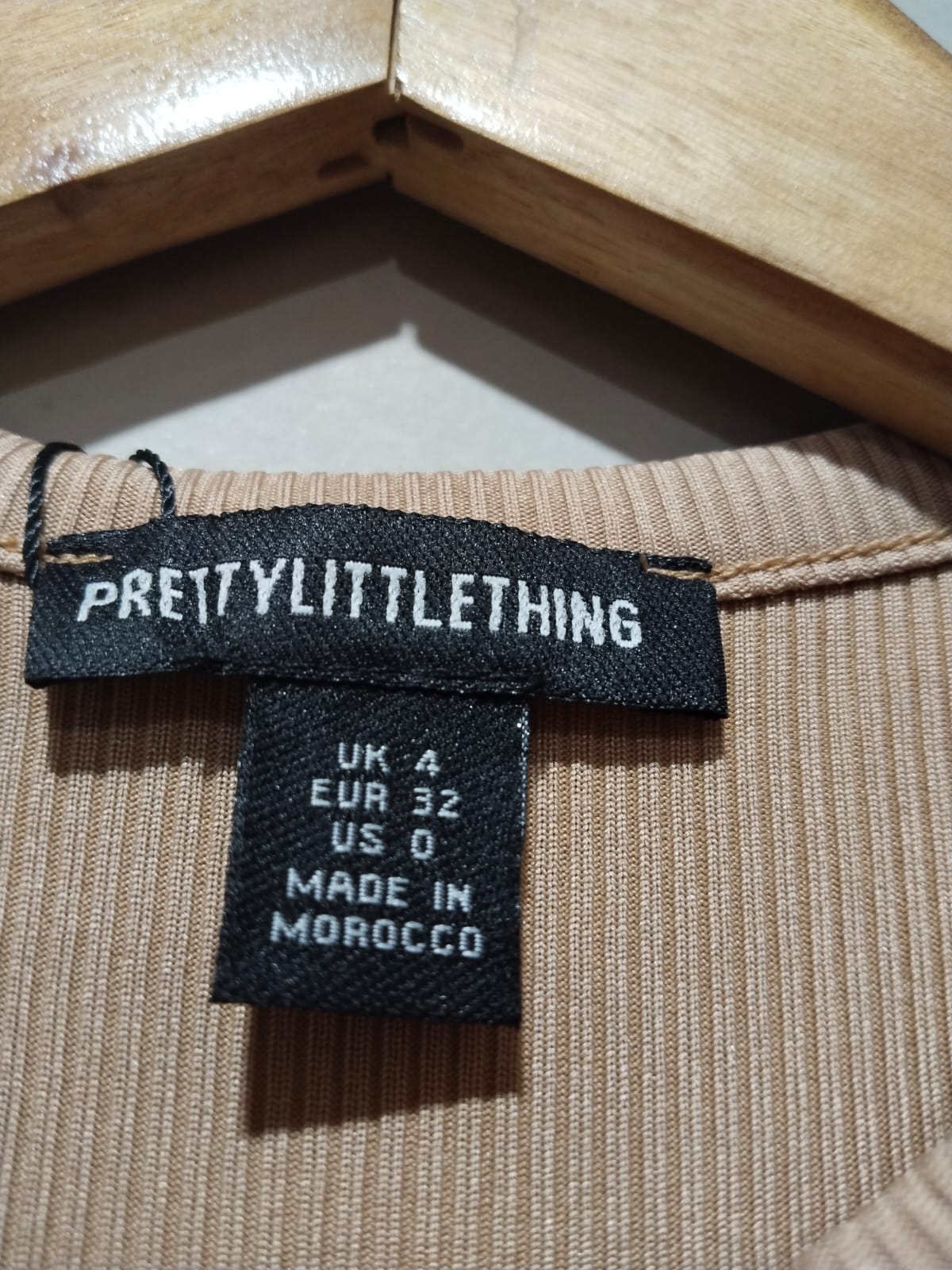 PRETTY LITTLE THING Camel Rib Racer Neck Vest W-14 /L-16