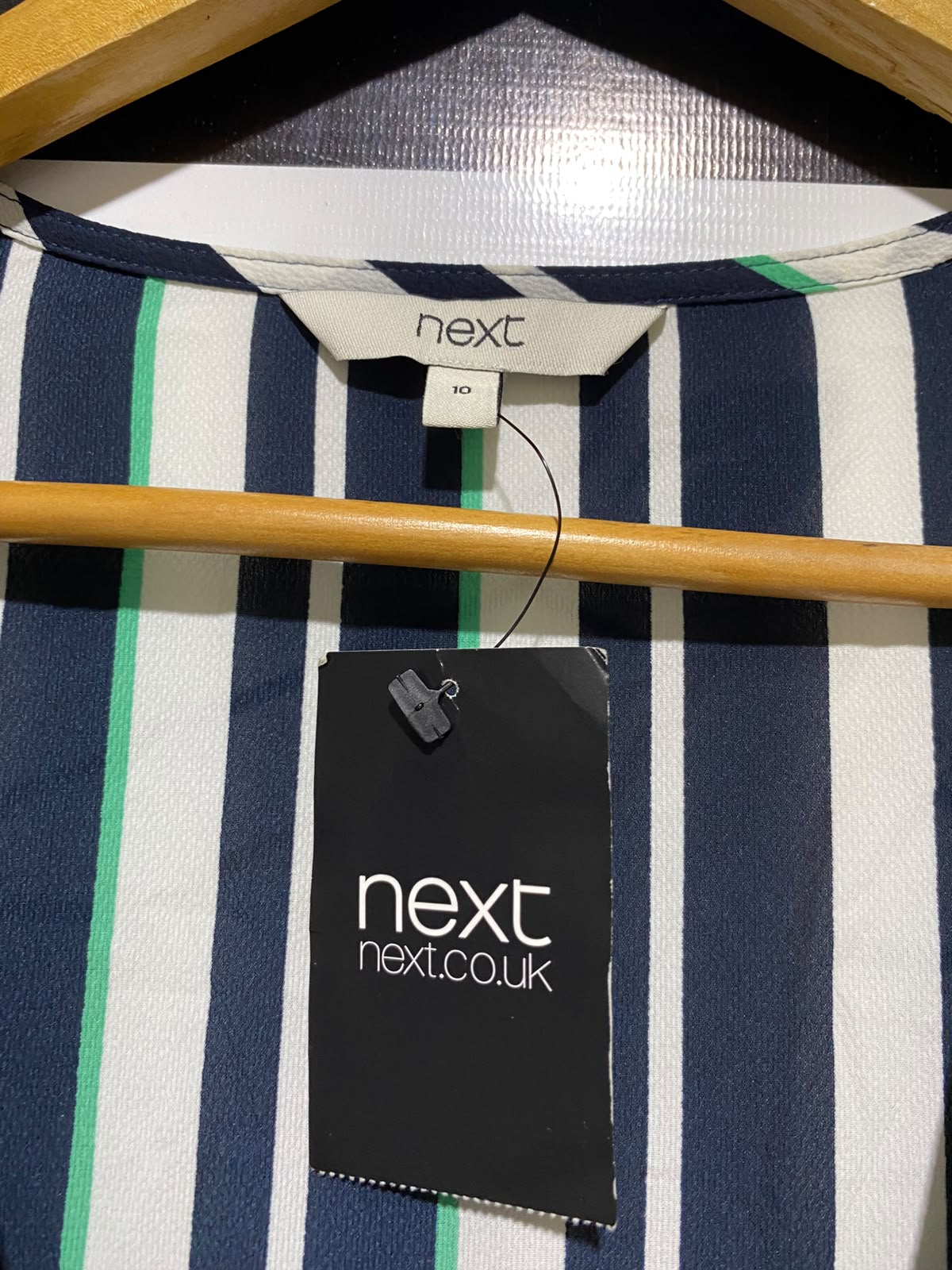 NEXT•|M|•|A2|•SHORT SLEEVE WRAP
