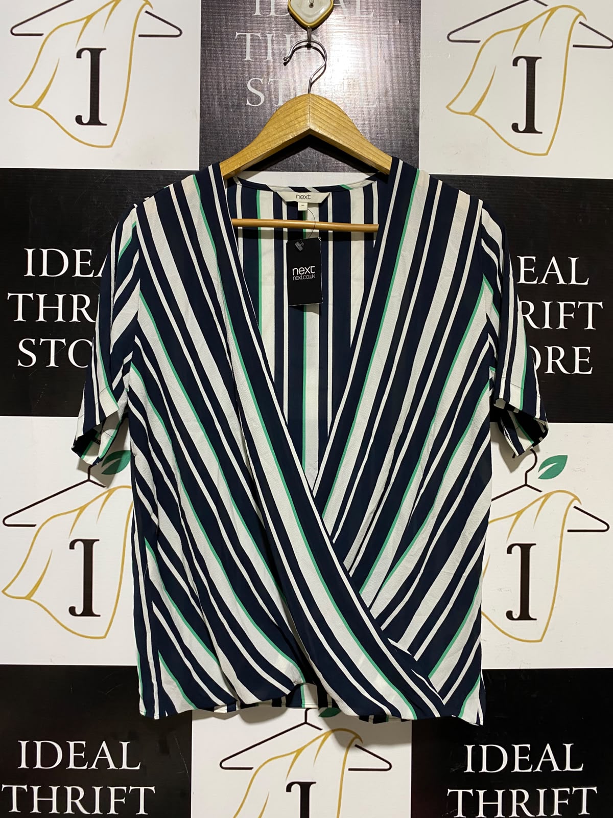 NEXT•|M|•|A2|•SHORT SLEEVE WRAP